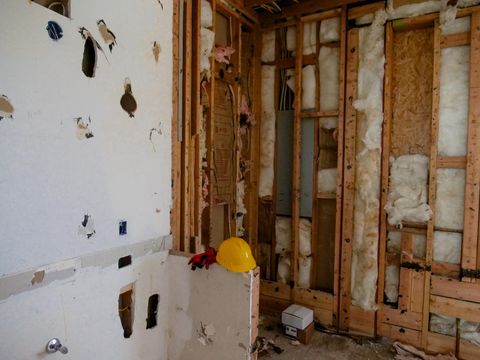 Что считать гарантийным случаем по договору подряда?