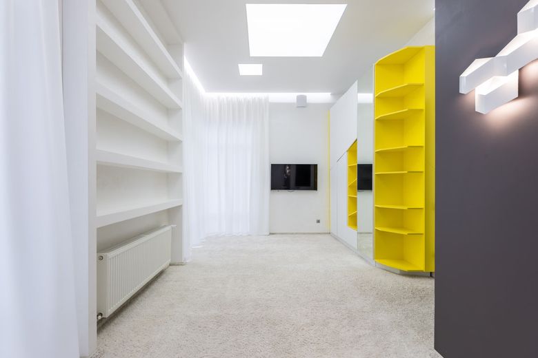 Какие нормативы регулируют качество штукатурки в White Box?